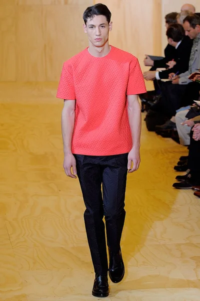 Look 22